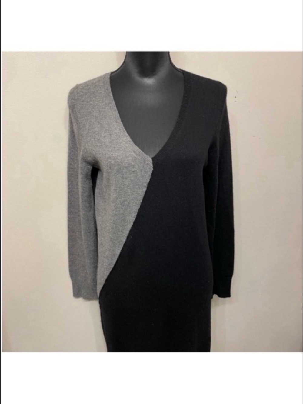 360 Cashmere Women’s Diagonal Two-Tone V-Neck Mini Sweater Dress in Black Gray S